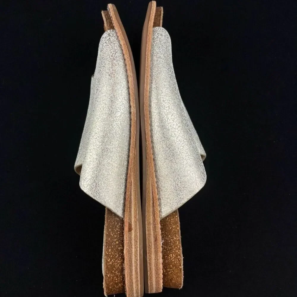 ~ Sofft Boho Gold Sandal 8 Slide Summer Beachy Bougie Boujee Festival Leather